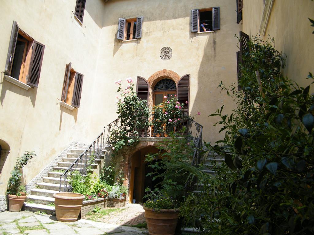 B&B Il Glicine Montefollonico Esterno foto
