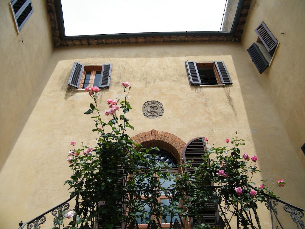 B&B Il Glicine Montefollonico Esterno foto